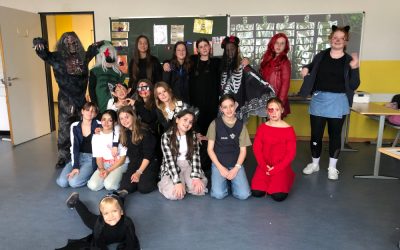 🎃 Schaurig-schöne Stimmung bei der Halloweenparty der 6A! 👻