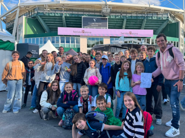 Ein Tag voller Tennisglanz: Reismann-Gymnasium und TC GW Paderborn beim ATP-Turnier in Halle